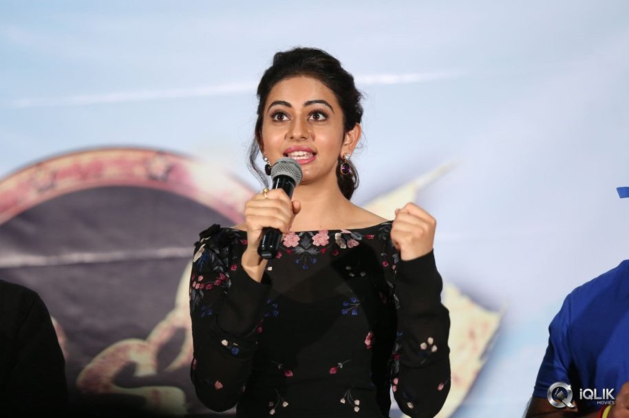 Sarrainodu-Movie-Release-Press-Meet